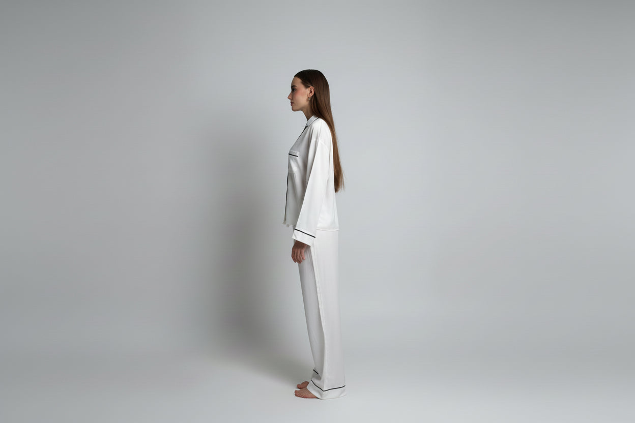 PERSONALIZOWANA BIAŁA PIŻAMA Z DŁUGIMI SPODNIAMI LILY