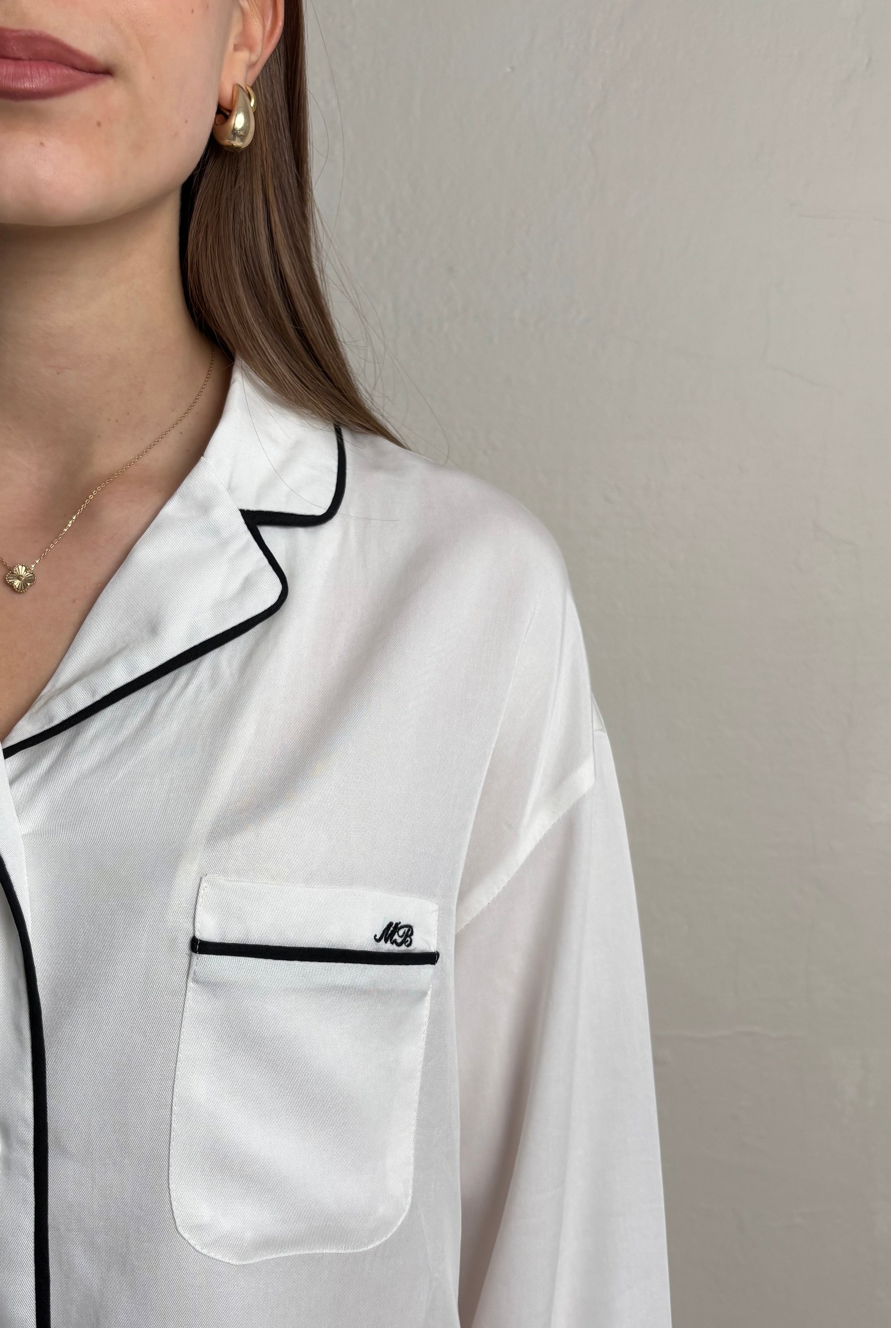 PERSONALIZOWANA BIAŁA PIŻAMA Z DŁUGIMI SPODNIAMI LILY